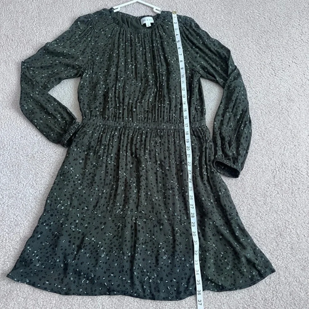 Cloth & Stone Olive Green Abstract Print Elastic Waist Long Sleeve Mini Dress‎ M